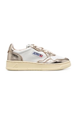 sneakers-blanches-pour-femmes