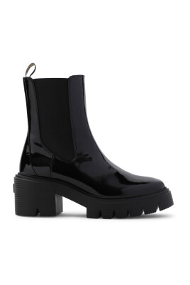 black-ankle-boots-for-women