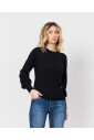 round-neck-knitwear