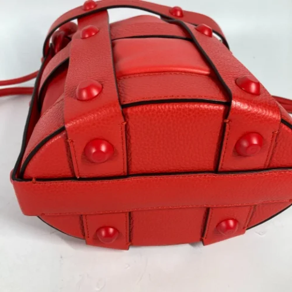 Salvatore Ferragamo Pre-owned Leather shoulder-bags Red Dames