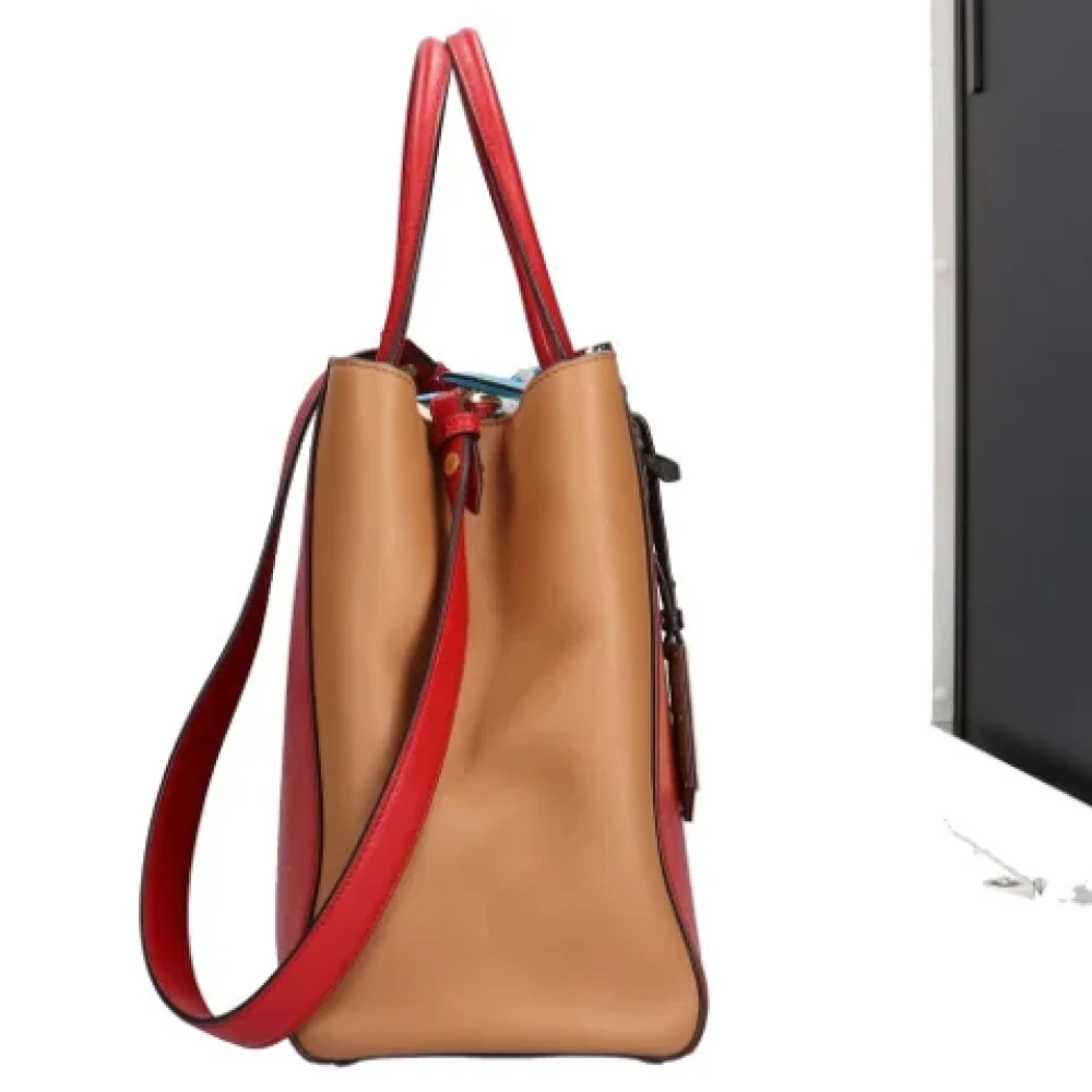 Fendi Vintage Pre-owned Leather shoulder-bags Red Dames