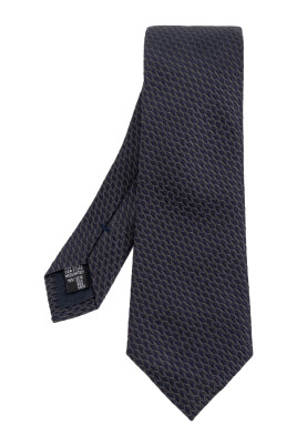 silk-tie