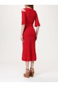 robe-midi-rouge-avec-details-en-dentelle