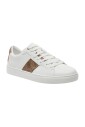 sneakers-blanches-decontractees-a-semelle-en-caoutchouc