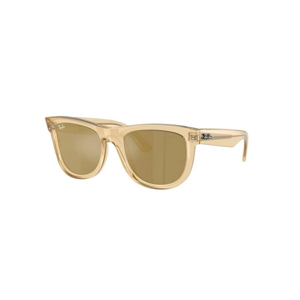 Ray-Ban Unisex Sunglass Wayfarer Reverse - Frame color: Opal Yellow, Lens color: Brown Mirror Gold - Image 4