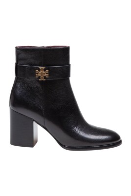 black-leather-ankle-boots-with-buckle