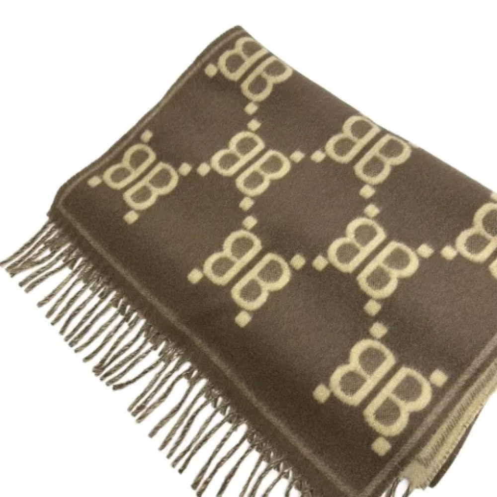 Balenciaga Vintage Pre-owned Wool scarves Beige Dames