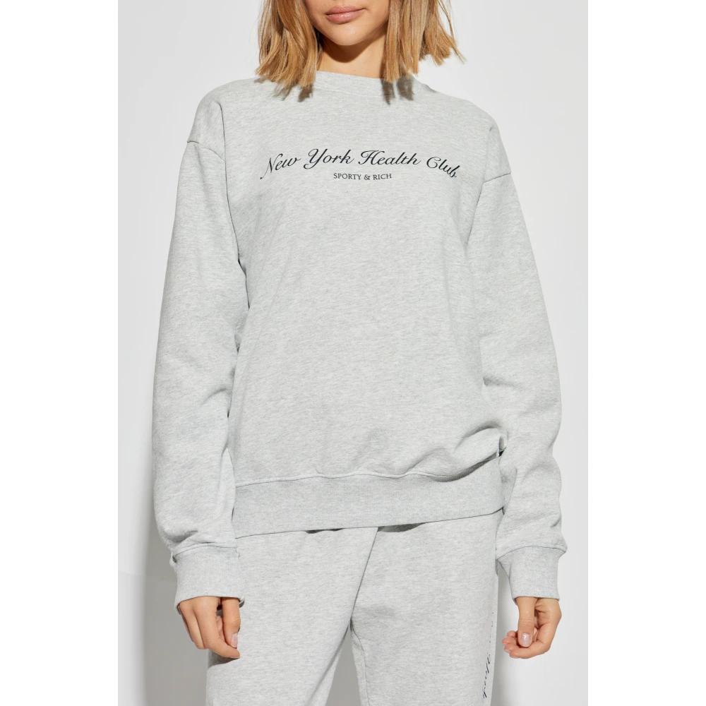 Sporty & Rich Sweatshirt uit de NY Health Club collectie Gray Unisex