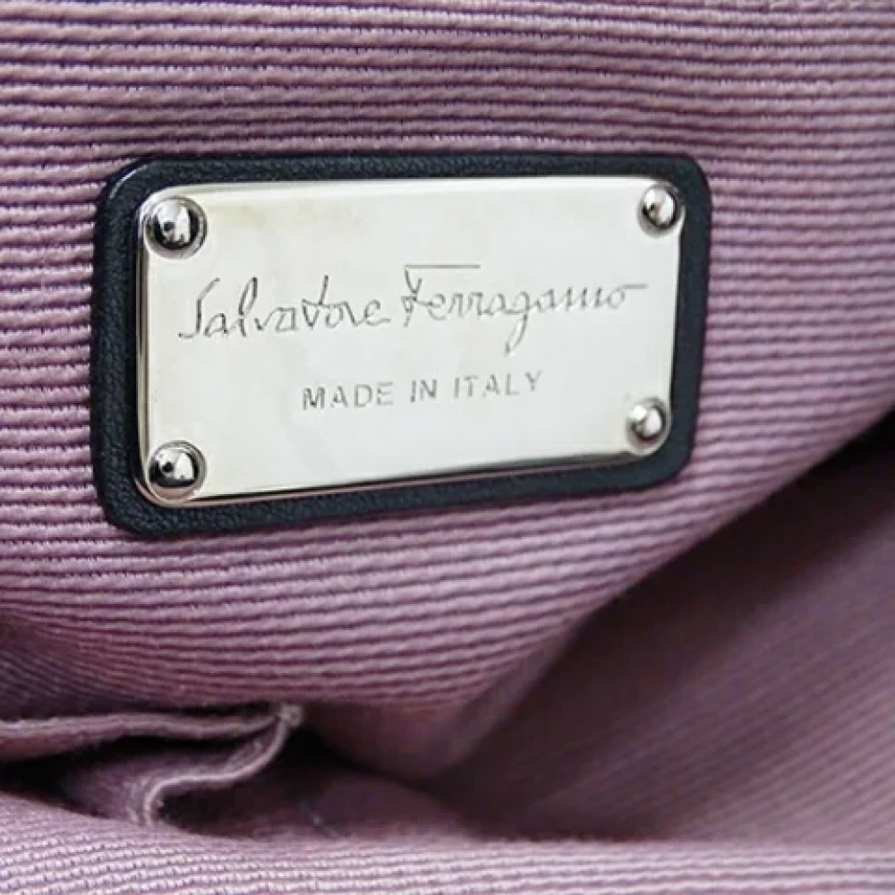 Salvatore Ferragamo Pre-owned Canvas handbags Black Dames