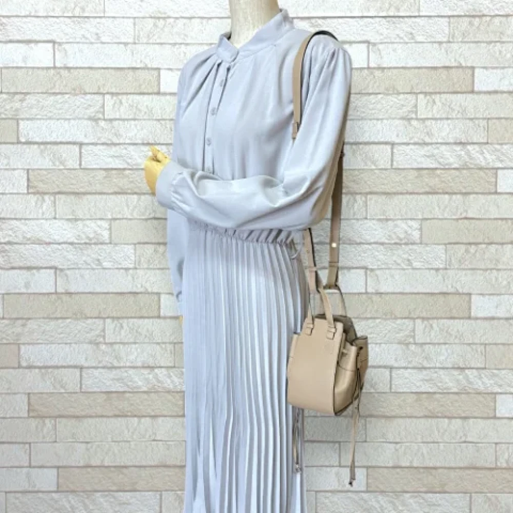 Loewe Pre-owned Leather handbags Beige Dames