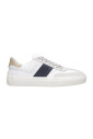 baskets-blanches-en-cuir-avec-inserts-en-daim