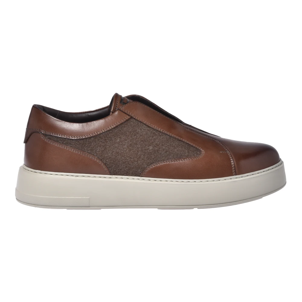 Baldinini Brun Slip-On Loafers