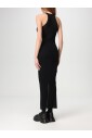 robe-longue-en-maille-cotelee