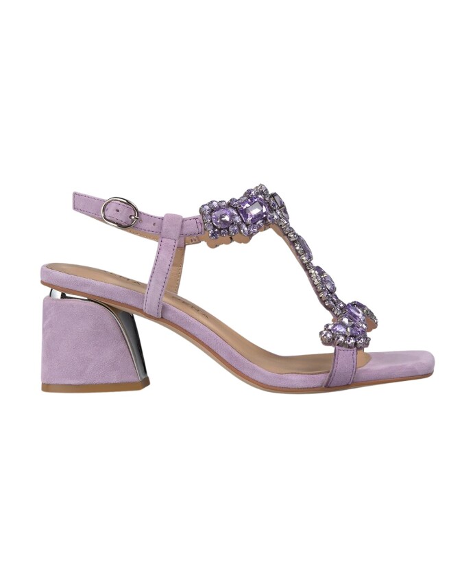sandal-rhinestones-on-the-top