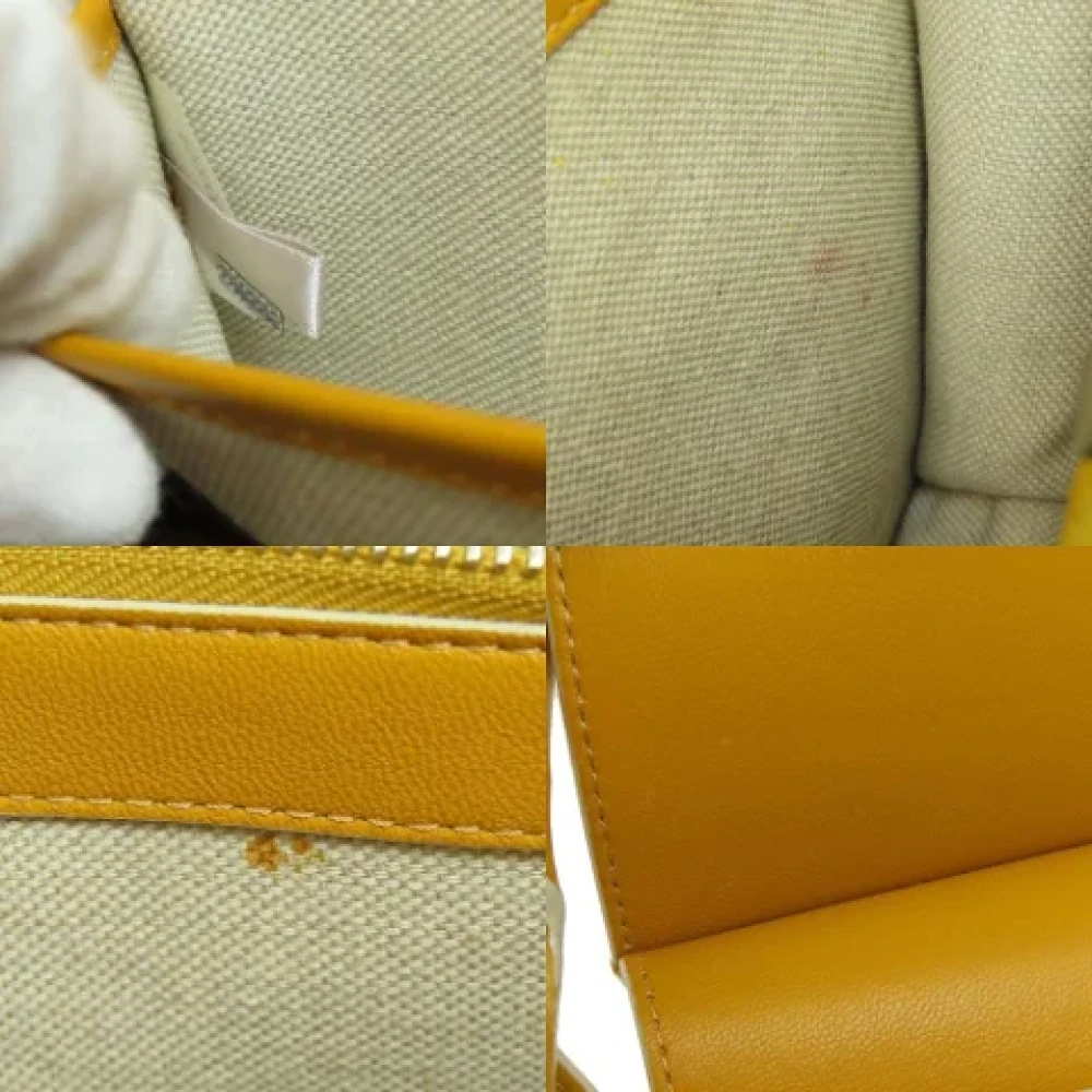 Jimmy Choo Pre-owned Suede handbags Yellow Dames