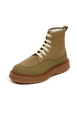 chaussures-vertes-untraditional-boot