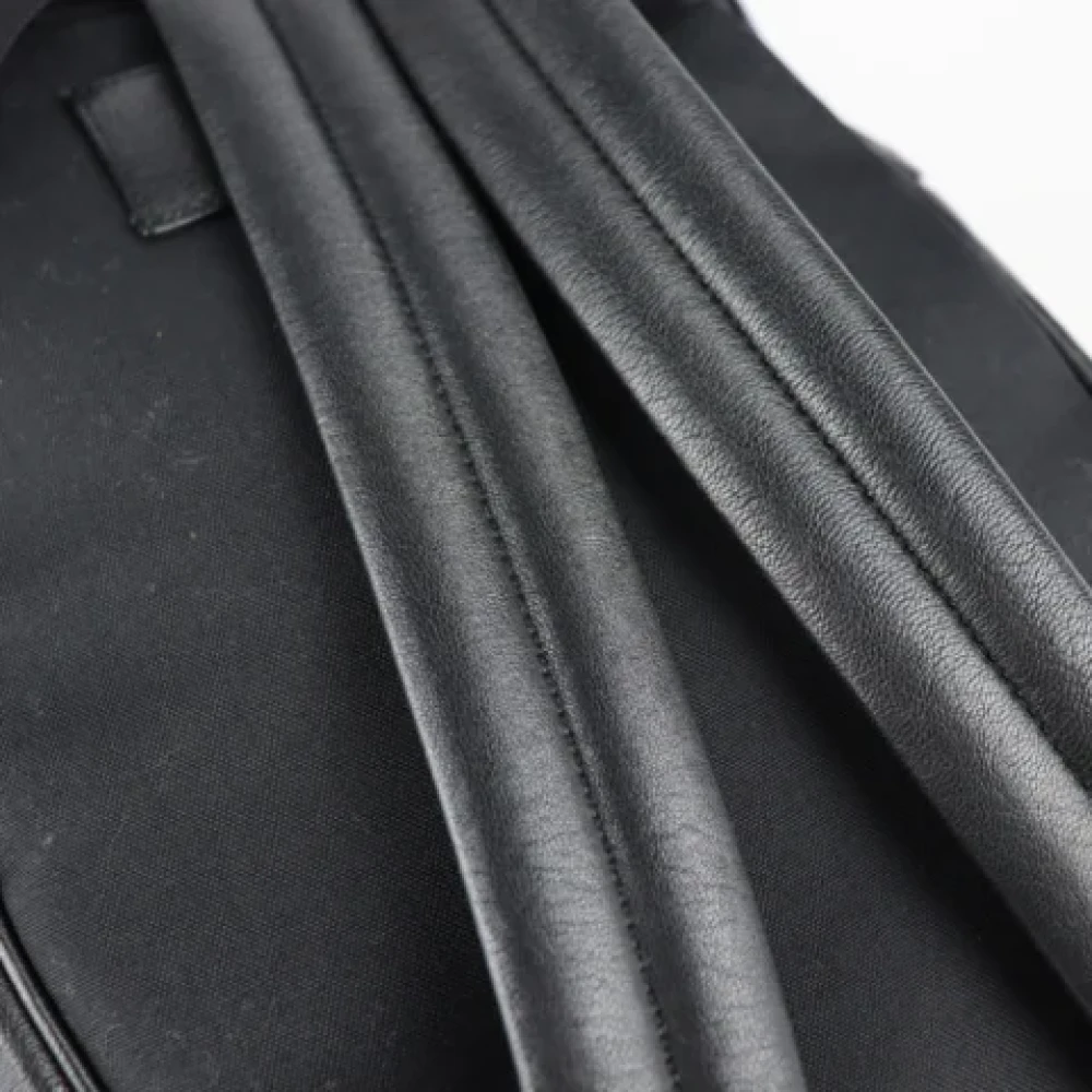 Yves Saint Laurent Vintage Pre-owned Leather shoulder-bags Black Dames
