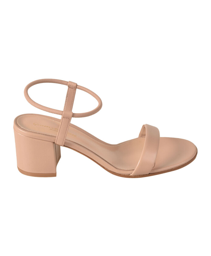 pink-sandals-for-women