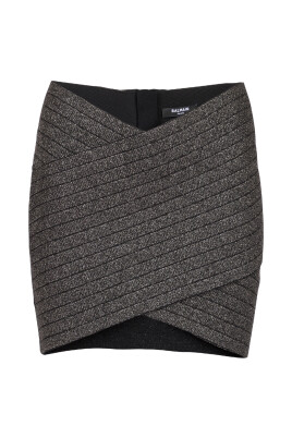 jupe-courte-en-maille-a-rayures