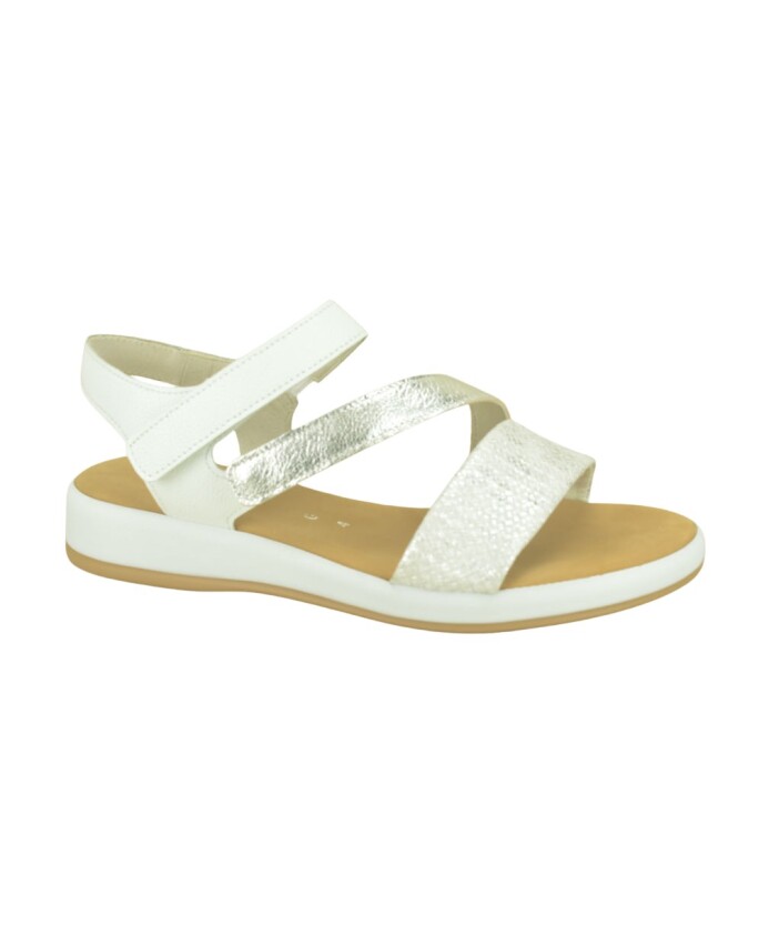 zilver-zand-velcro-schuine-stijl