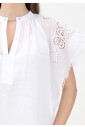 robe-courte-blanche-avec-col-mandarin