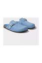 mules-en-daim-bleu-avec-boucle