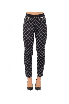 elegant-black-trousers