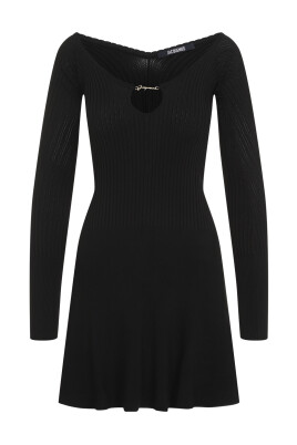 robe-mini-elegante-noire-aw24