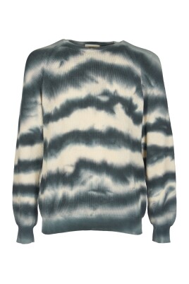 tie-dye-sweaters-in-multiple-colors