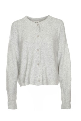 fluffy-cardigan-med-rund-halsudskaering