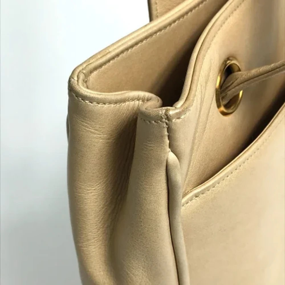 Chanel Vintage Pre-owned Leather chanel-bags Yellow Dames