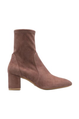 pointed-toe-mid-calf-length-boots