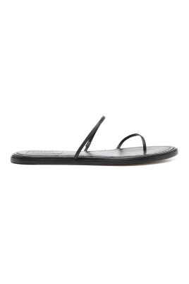 black-leather-shoes-with-leather-sole