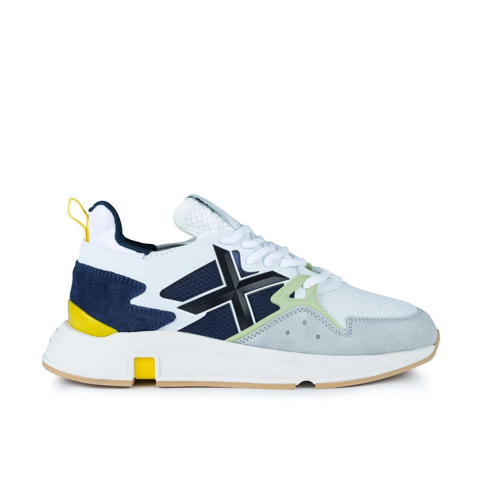 Shoes > Sneakers - - Munich - Modalova