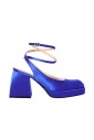 escarpins-bleus-a-bout-carre