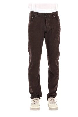 jean-marron-coupe-scott-style-moderne