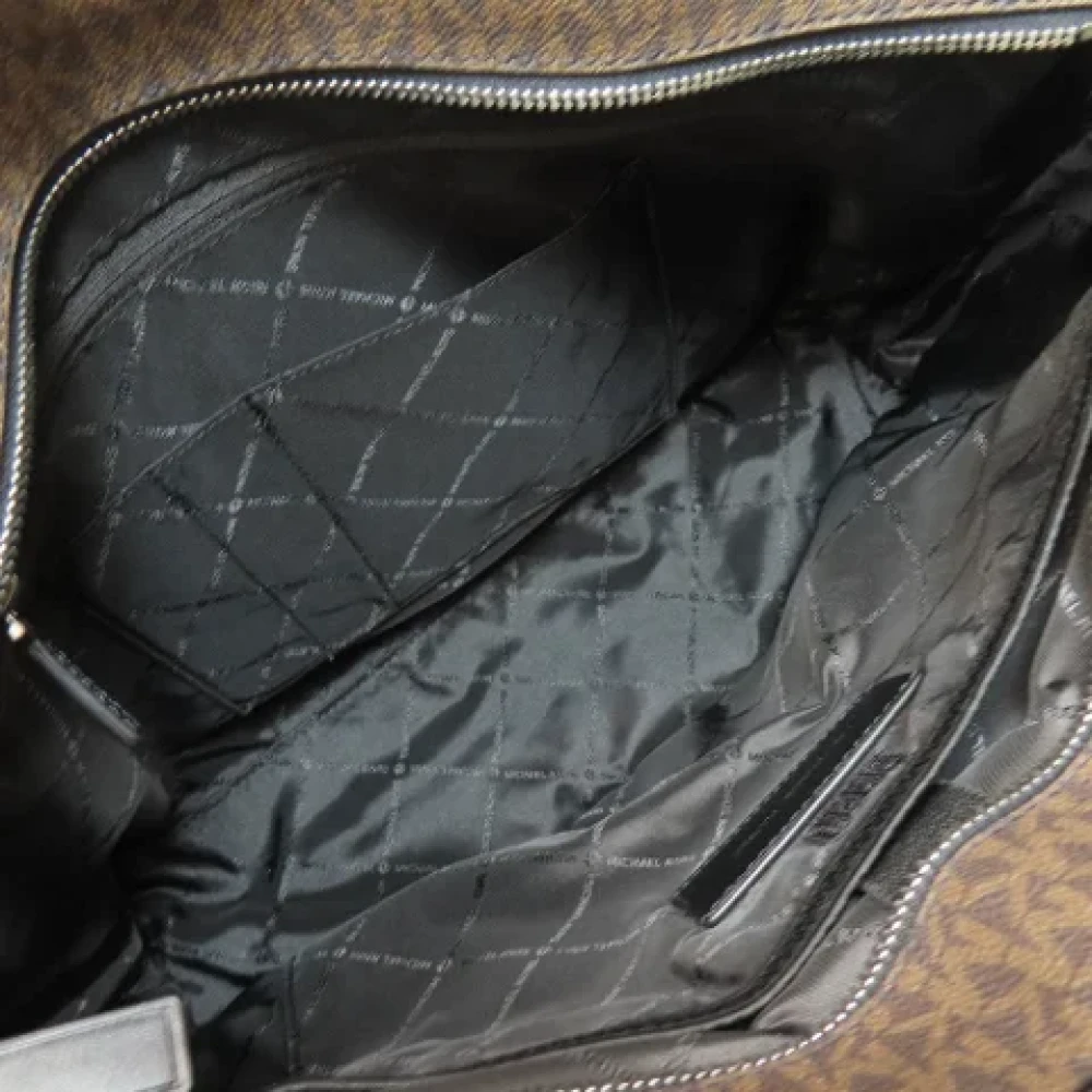 Michael Kors Pre-owned Plastic shoulder-bags Brown Dames
