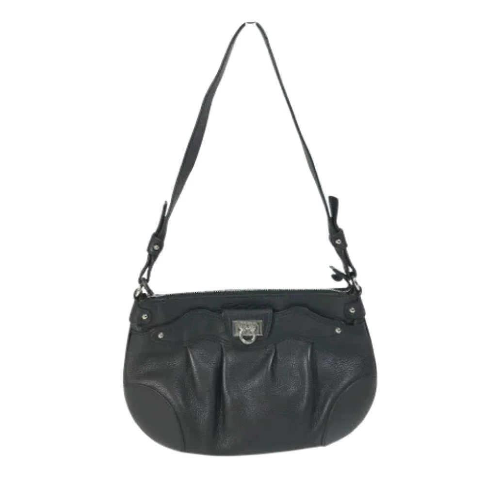 Salvatore Ferragamo Pre-owned Leather shoulder-bags Black Dames