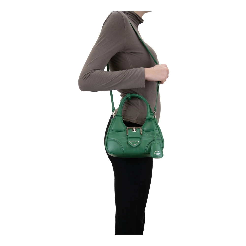 Prada Gewatteerde leren schoudertas met magneetknoop Green Dames