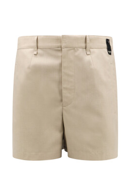 beige-wool-shorts-with-pockets