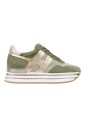 baskets-a-lacets-en-daim-et-paillettes