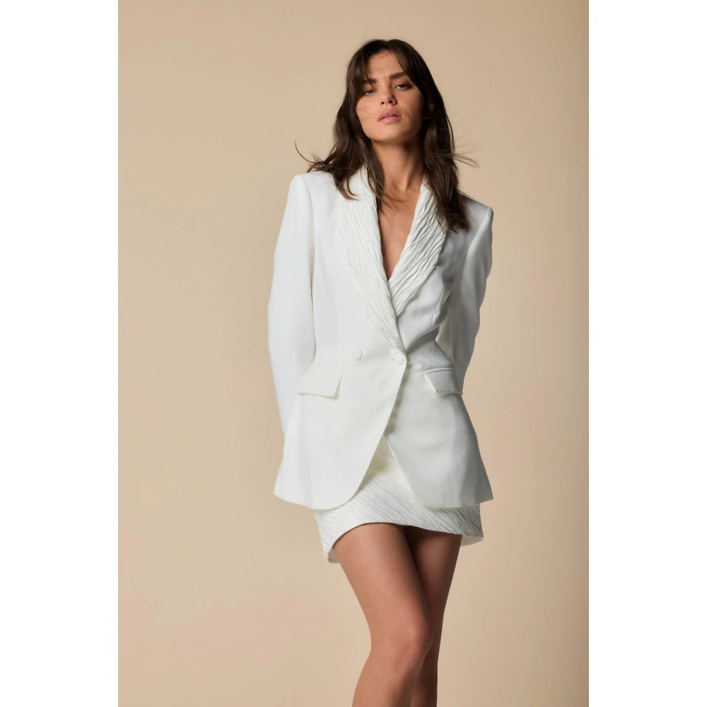 Kocca Stijlvolle blazers voor een chique uitstraling White Dames