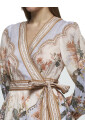 bloemen-zijden-jurk-met-hoge-taille