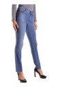 jeans-en-denim-classiques-pour-un-usage-quotidien