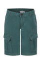 green-casual-shorts-with-cargo-pockets