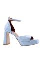 collie-sandal