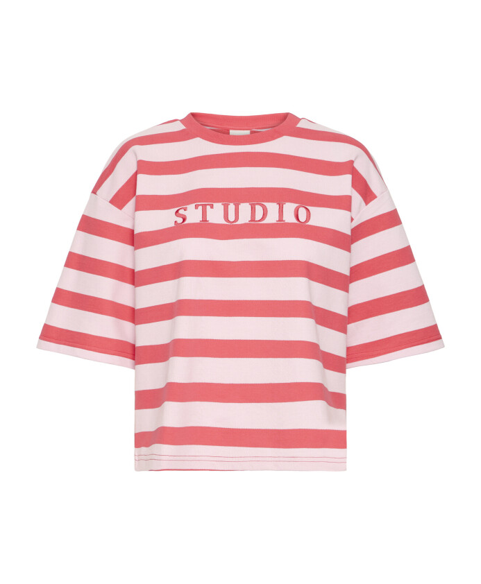 striped-sweatshirt-geranium