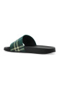 tongs-en-caoutchouc