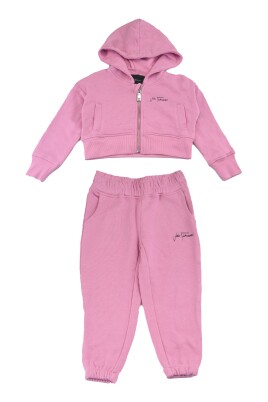 full-zip-jogging-suit
