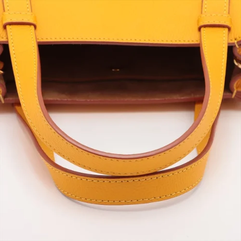 Loewe Pre-owned Leather handbags Yellow Dames